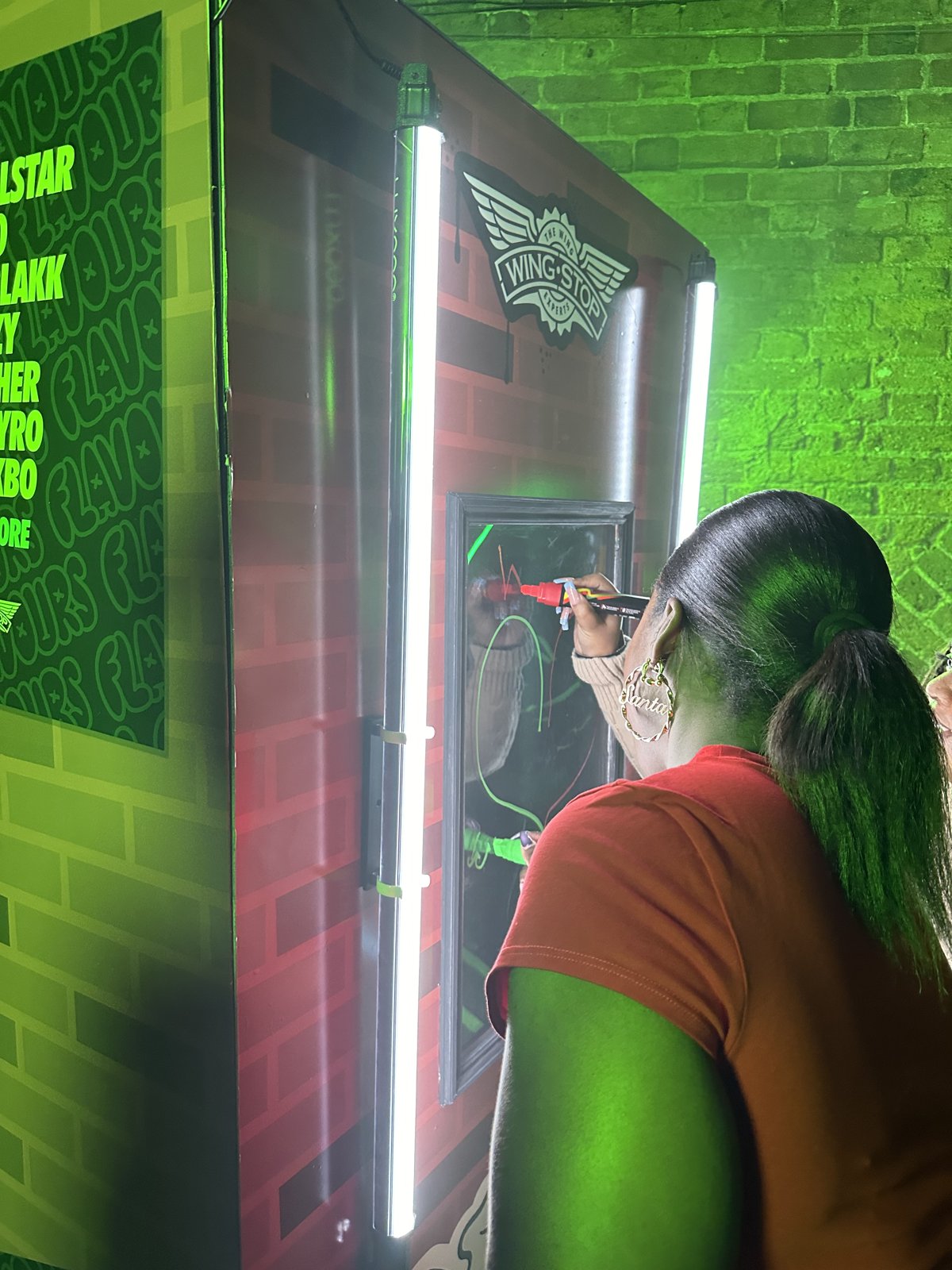 Guest writing on the Scribbler at Wingstop Bring The Flavour